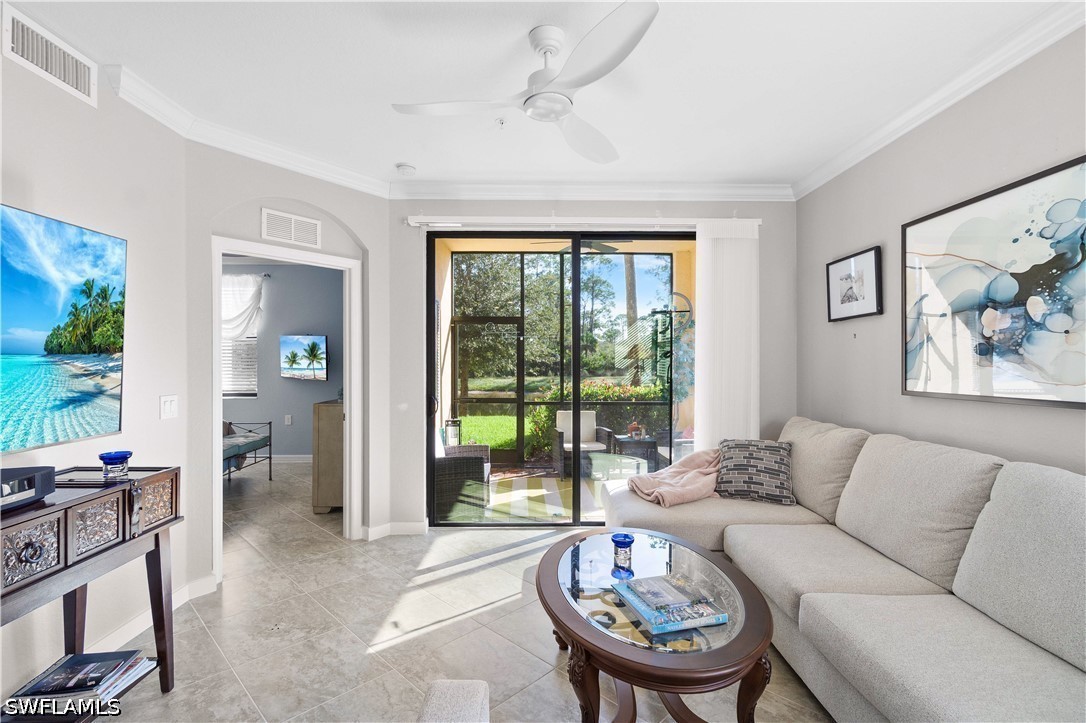 3 bed home in Naples