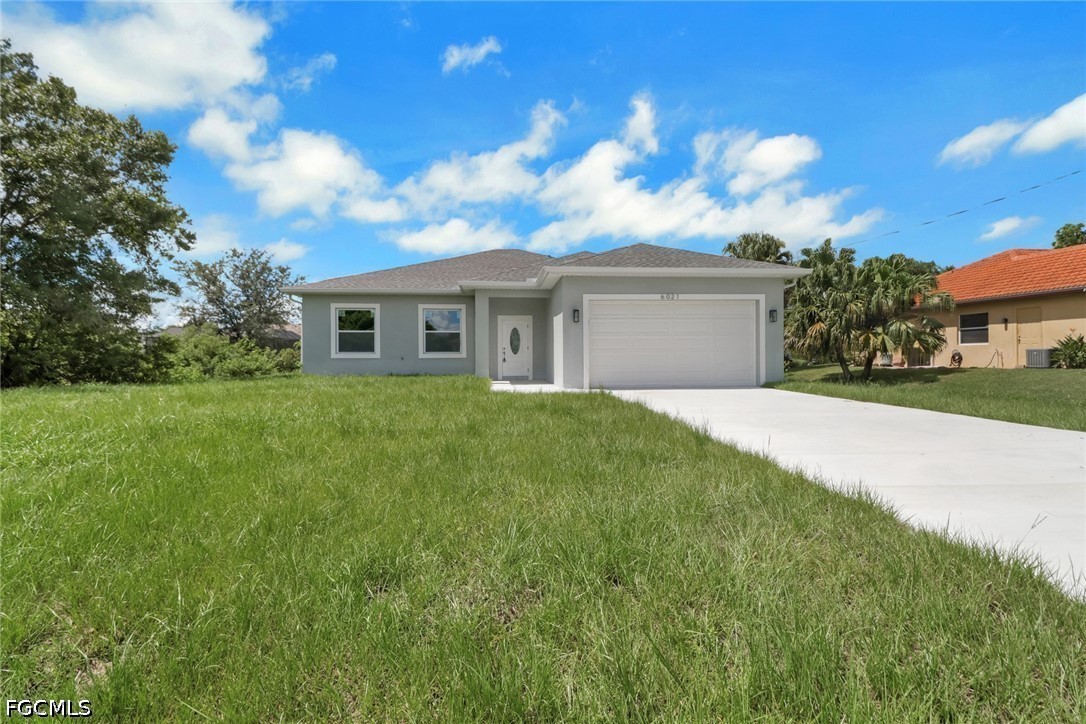 3 bed home in Lehigh Acres