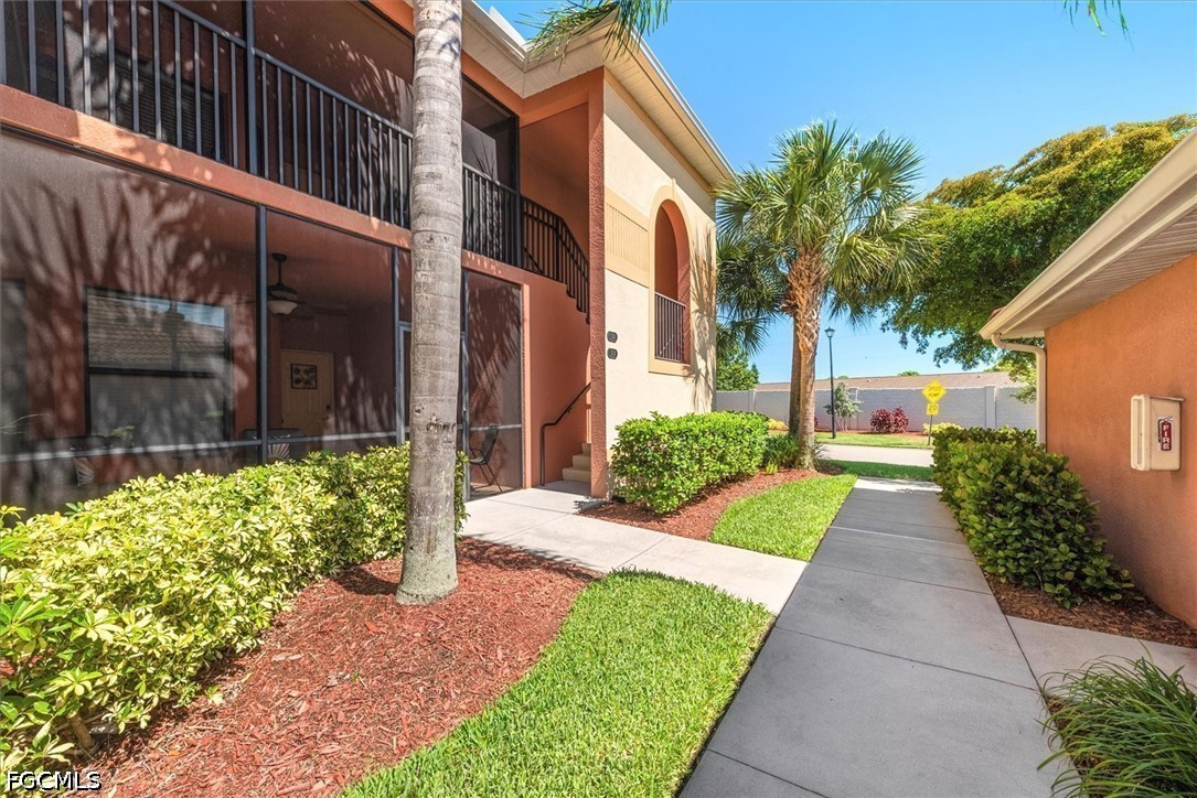 2 bed home in Fort Myers