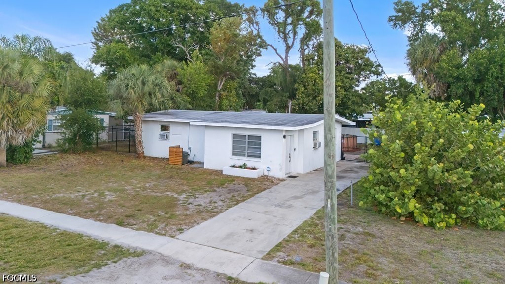 3 bed home in North Fort Myers