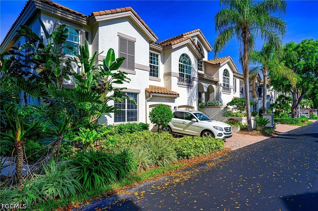 3 bed home in Naples