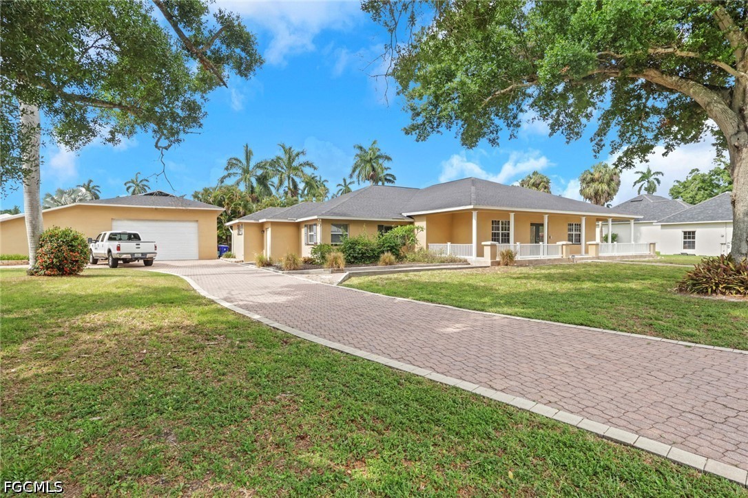 5 bed home in Fort Myers