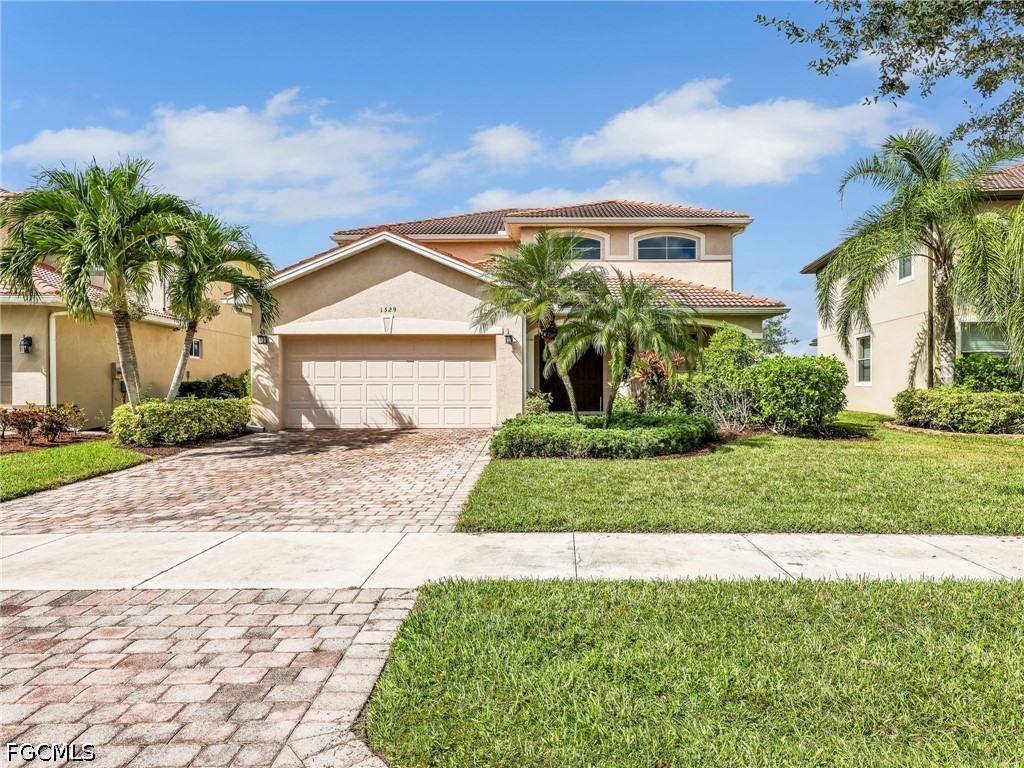 4 bed home in Naples