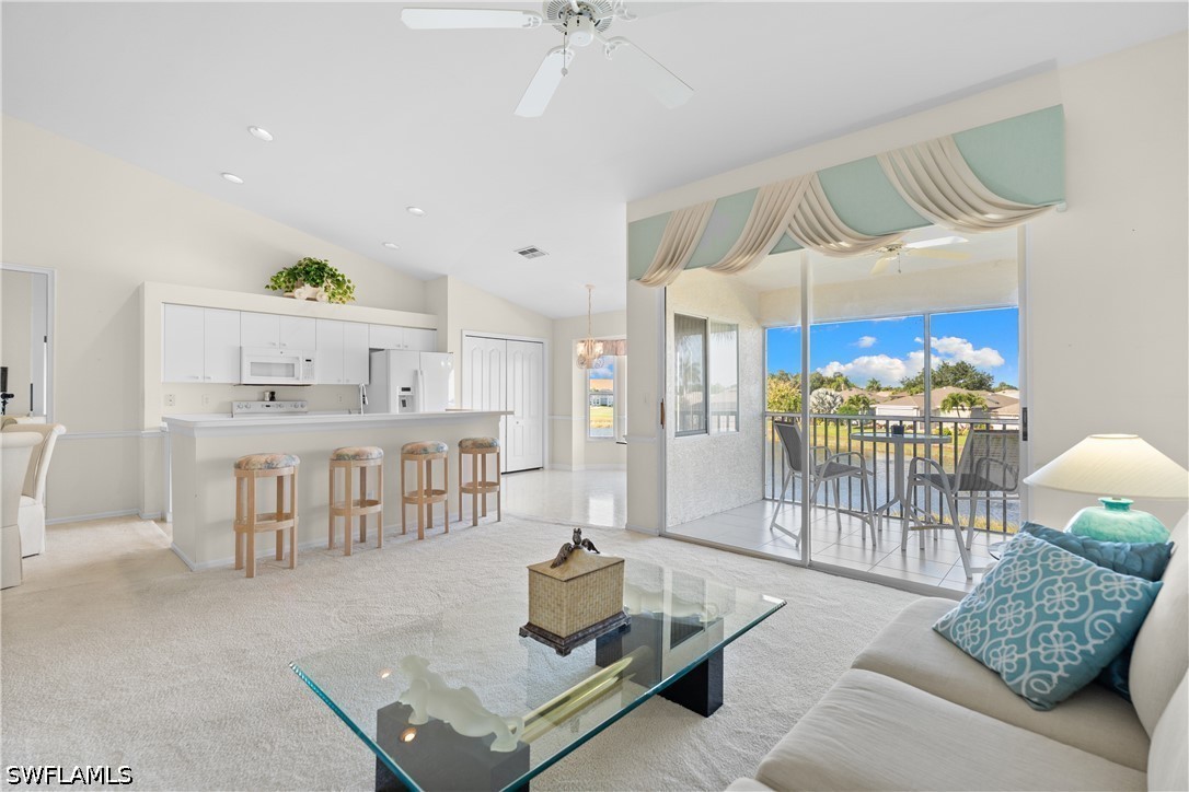 2 bed home in Estero