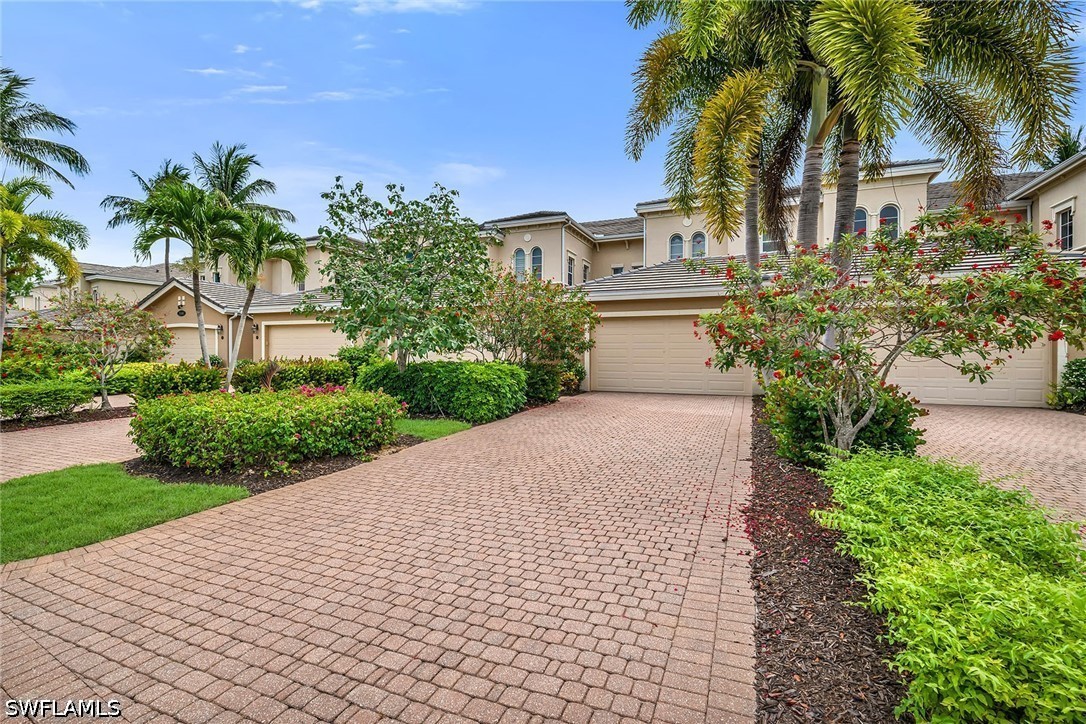 3 bed home in Naples
