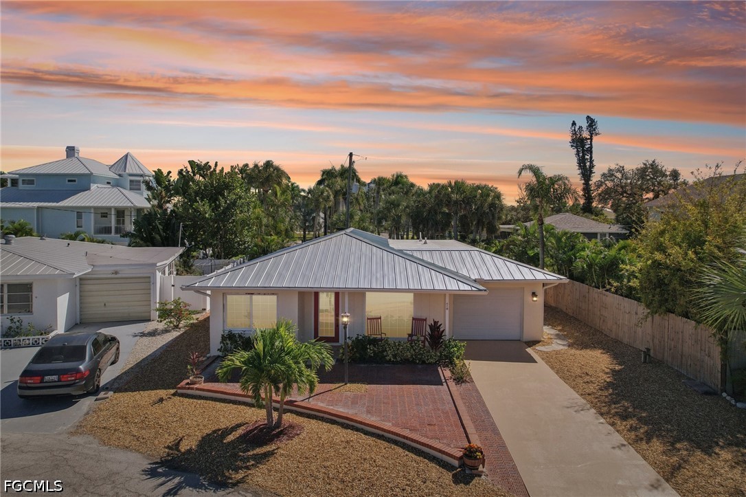 3 bed home in Fort Myers Beach