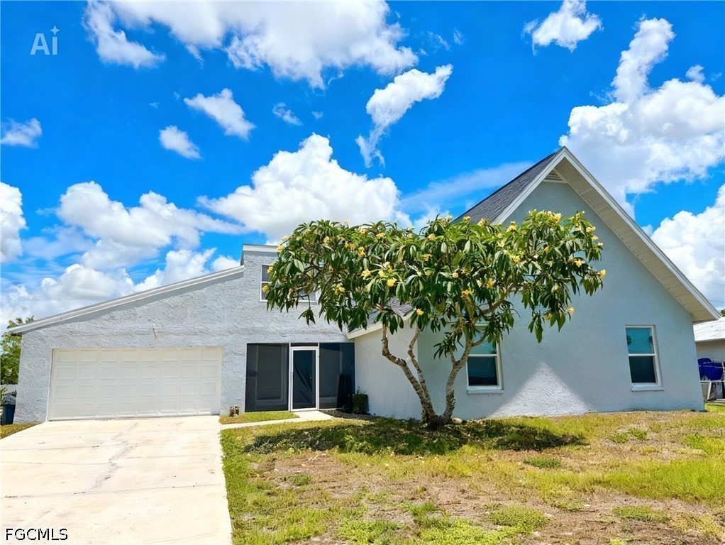 3 bed home in Cape Coral