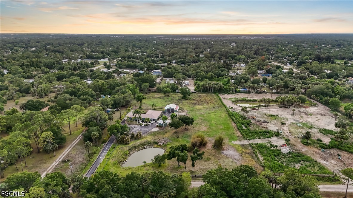 6 bed home in North Fort Myers