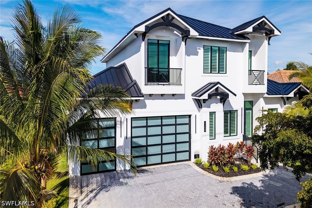 6 bed home in Marco Island