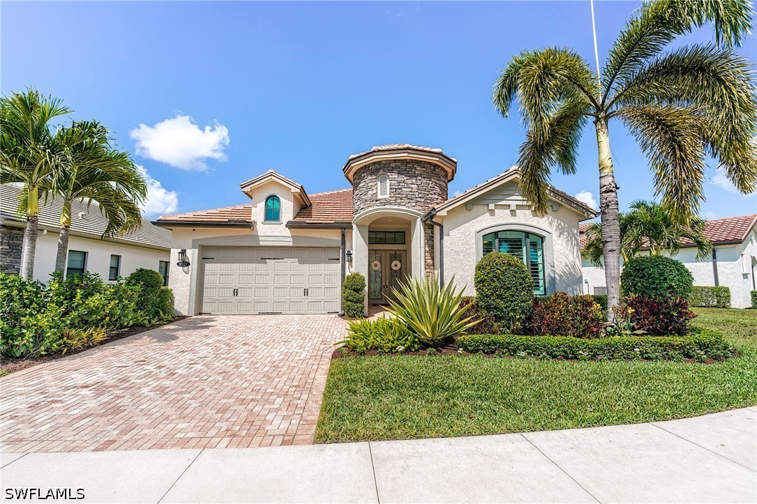 3 bed home in Naples