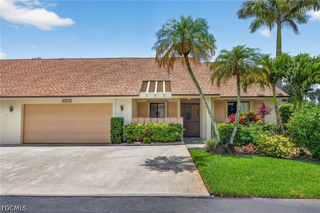 2 bed home in Naples