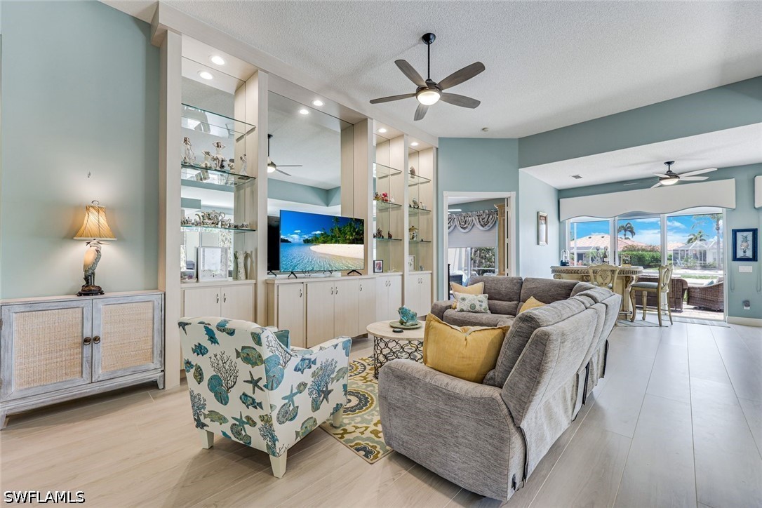 3 bed home in Naples