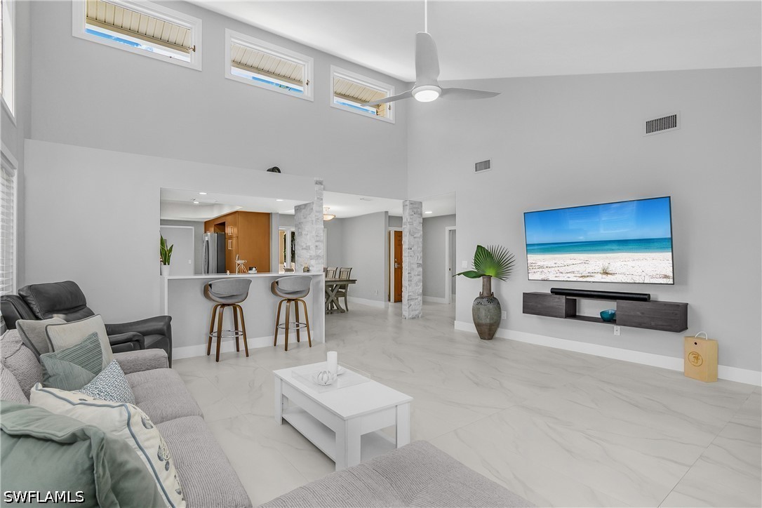 2 bed home in Fort Myers