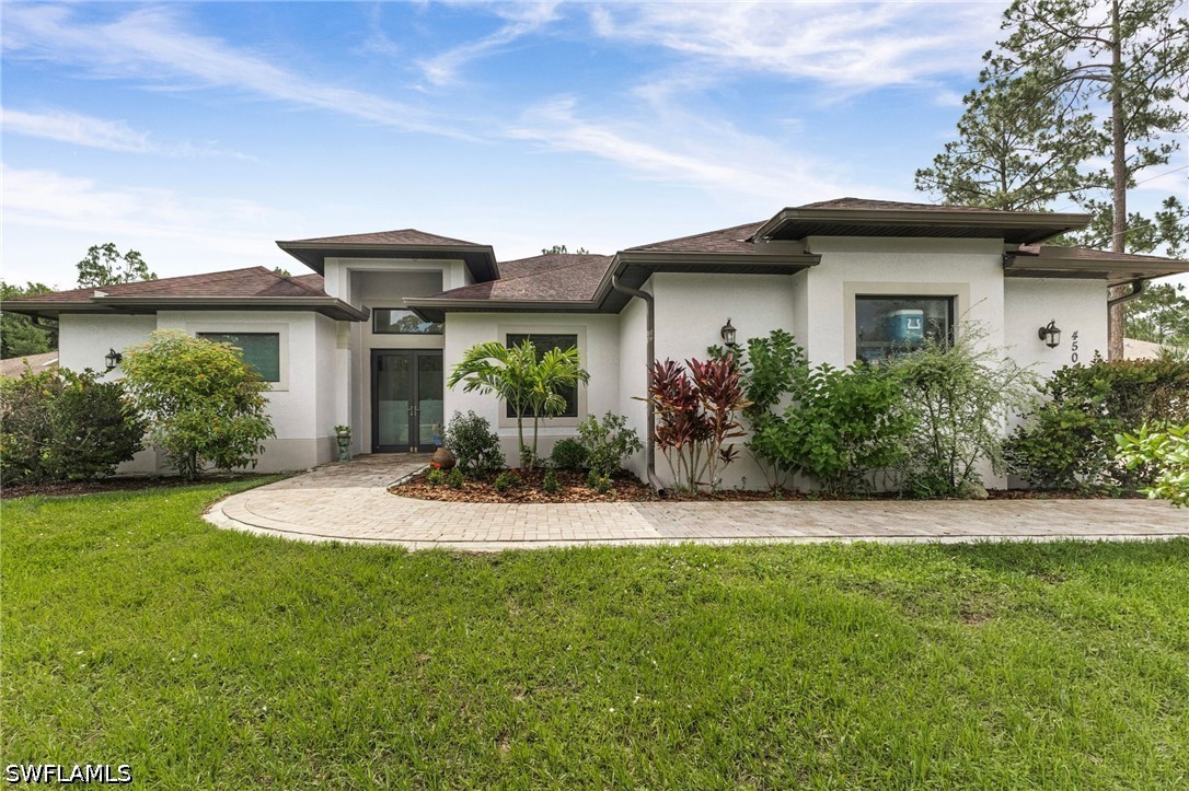 3 bed home in Naples