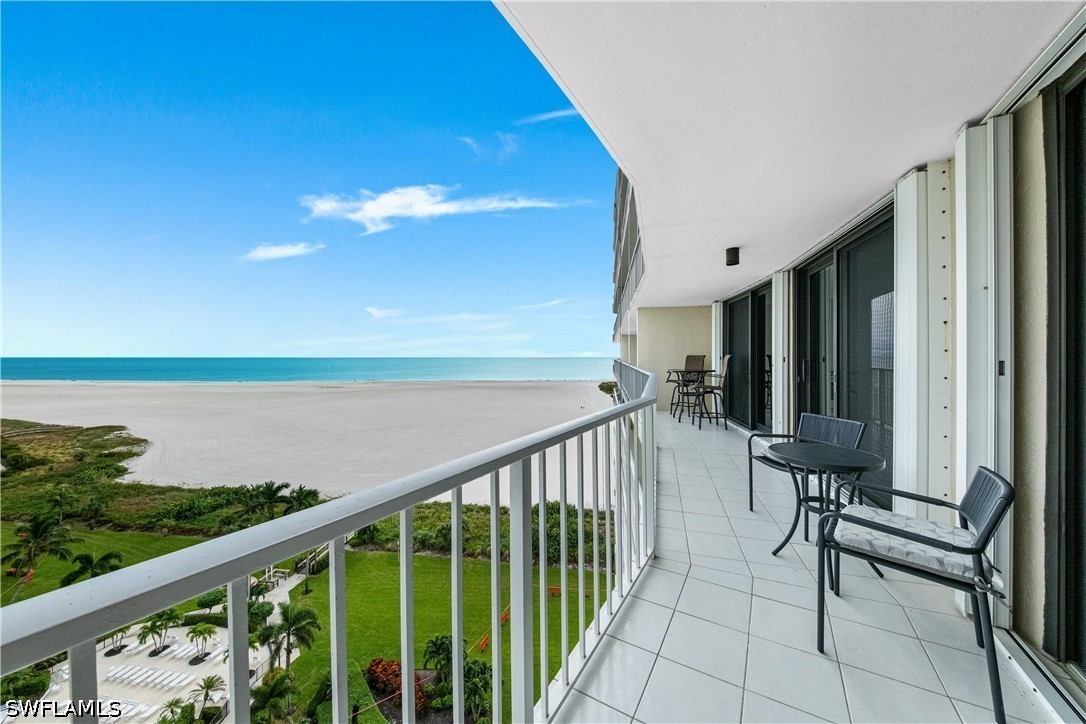 2 bed home in Marco Island