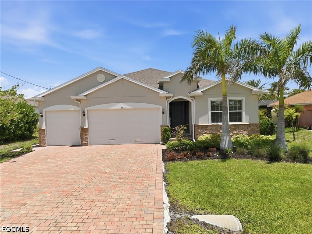 4 bed home in Cape Coral