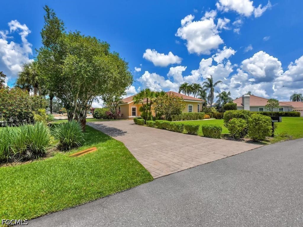 4 bed home in Fort Myers