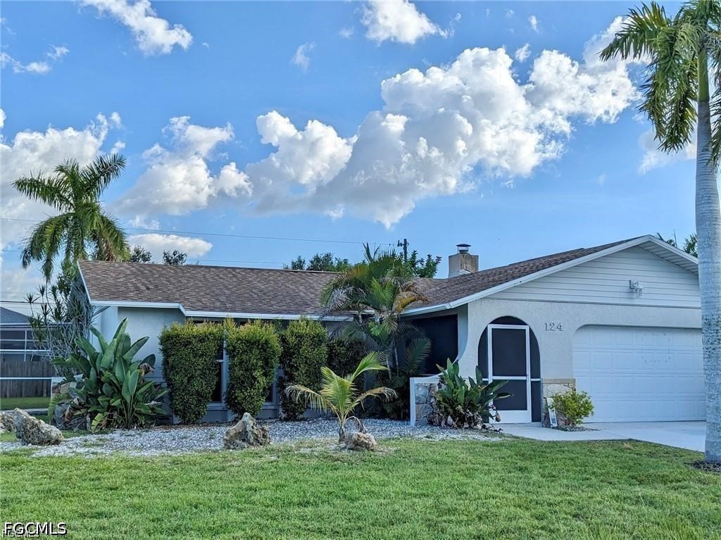 3 bed home in Cape Coral