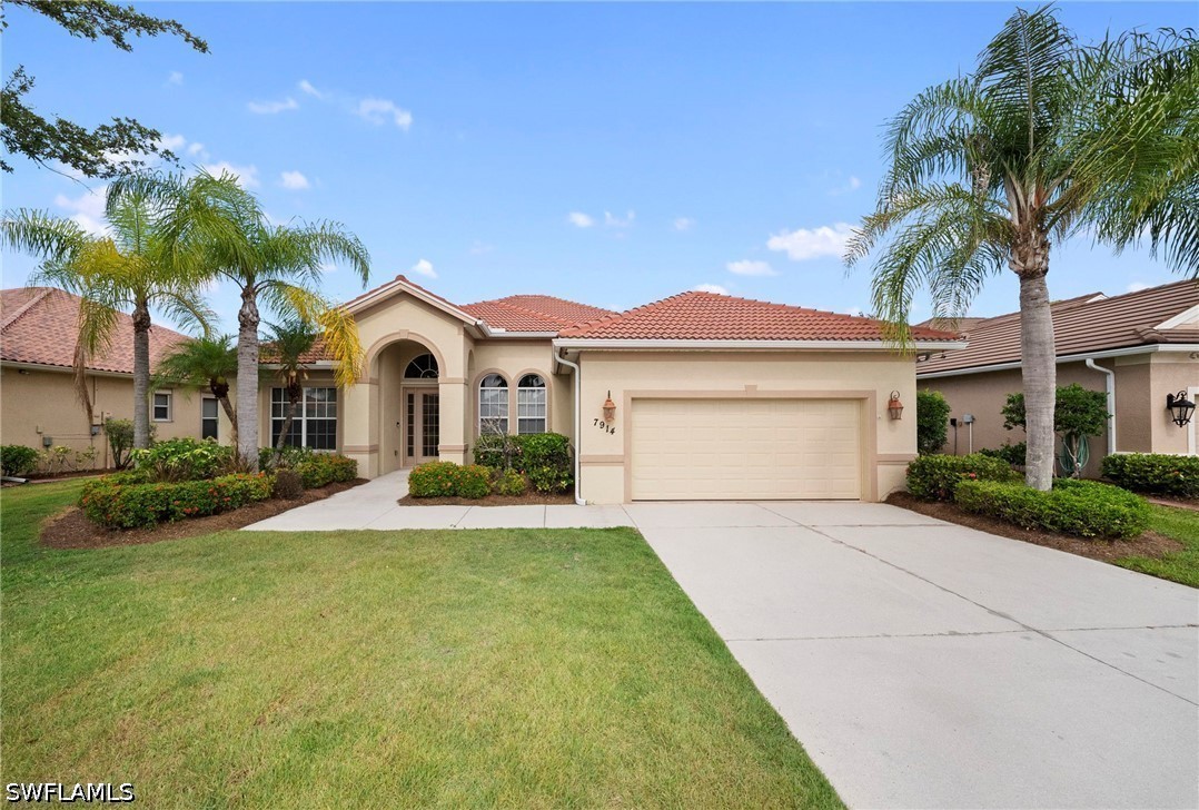 3 bed home in Naples