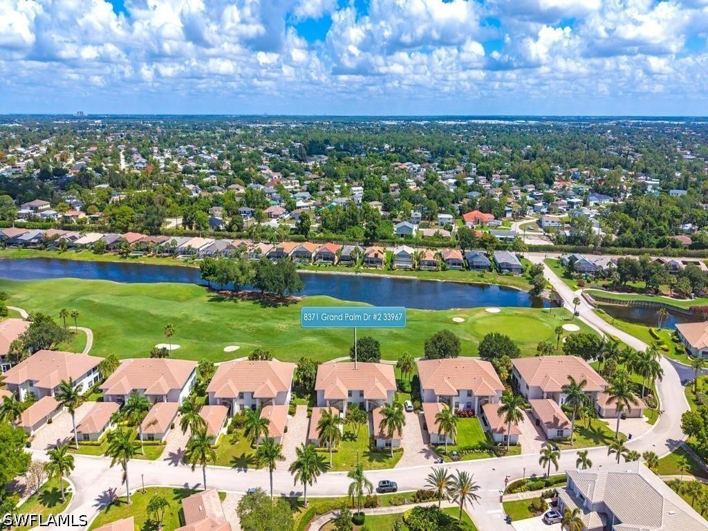 2 bed home in Estero