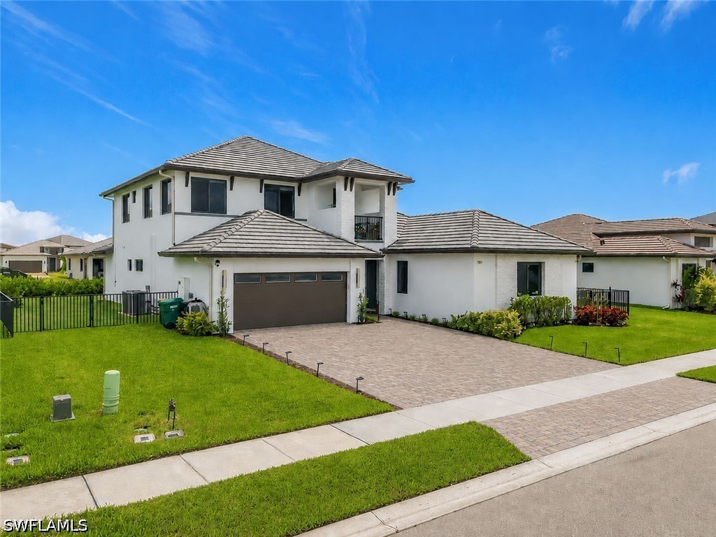 5 bed home in Ave Maria