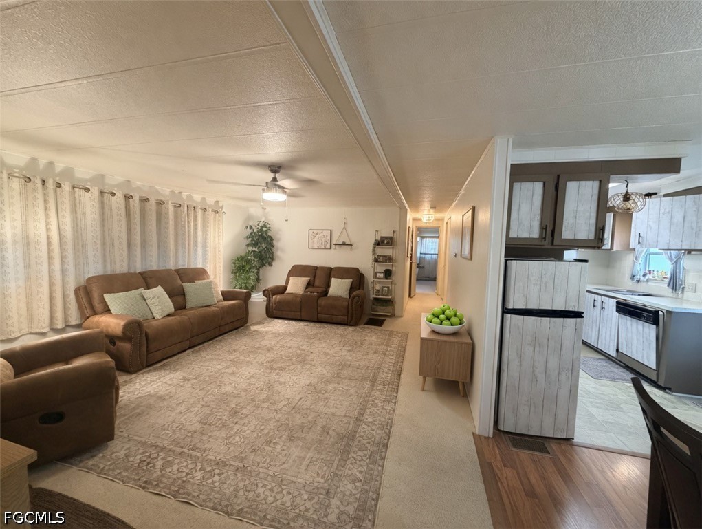 2 bed home in North Fort Myers