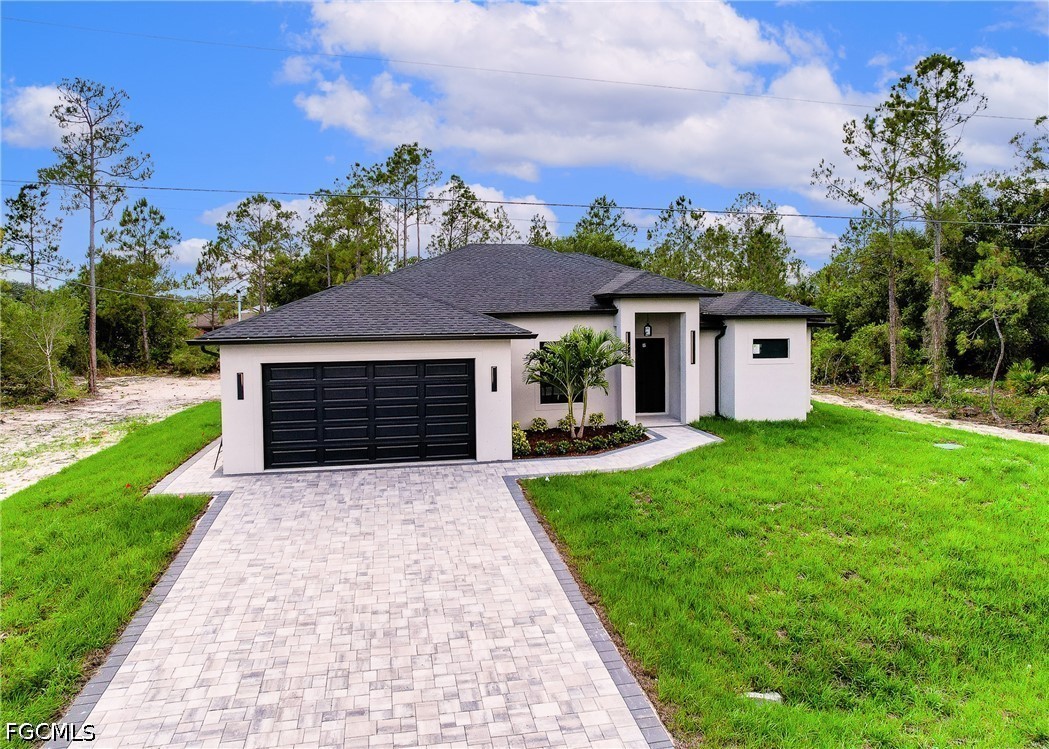4 bed home in Lehigh Acres