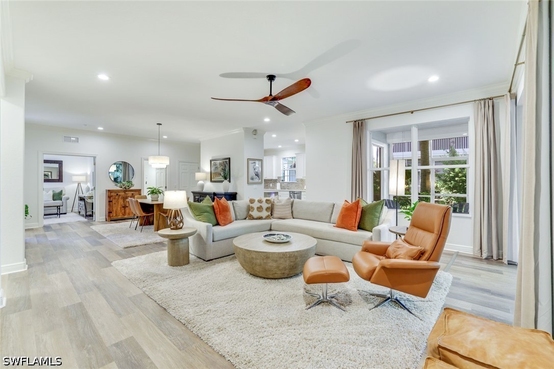 2 bed home in Naples