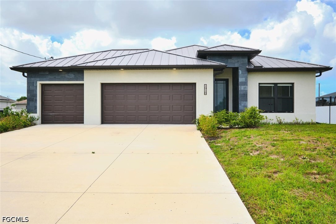 4 bed home in Cape Coral