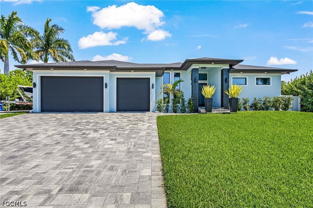 3 bed home in Fort Myers