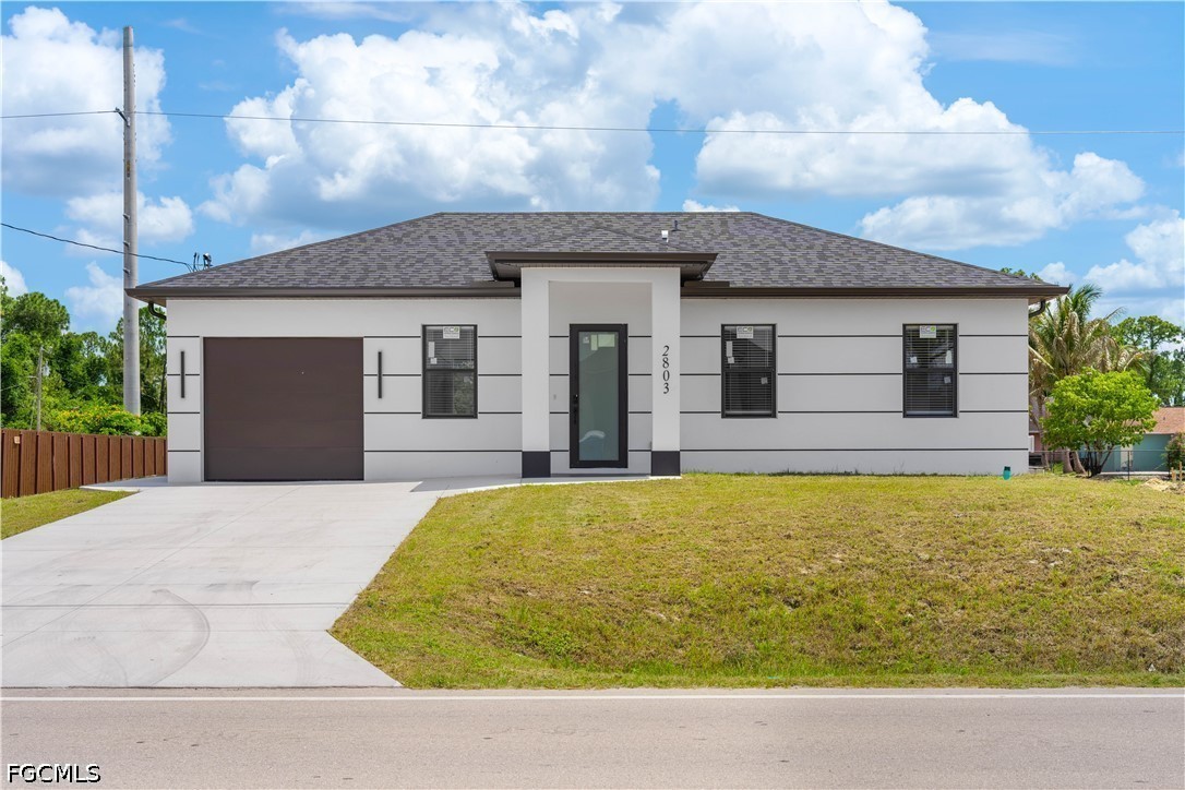 3 bed home in Lehigh Acres