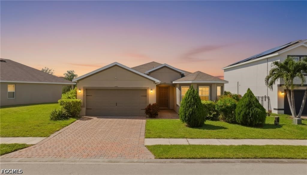 3 bed home in Lehigh Acres