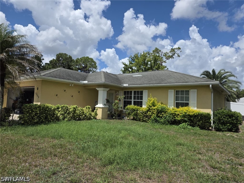 3 bed home in Lehigh Acres