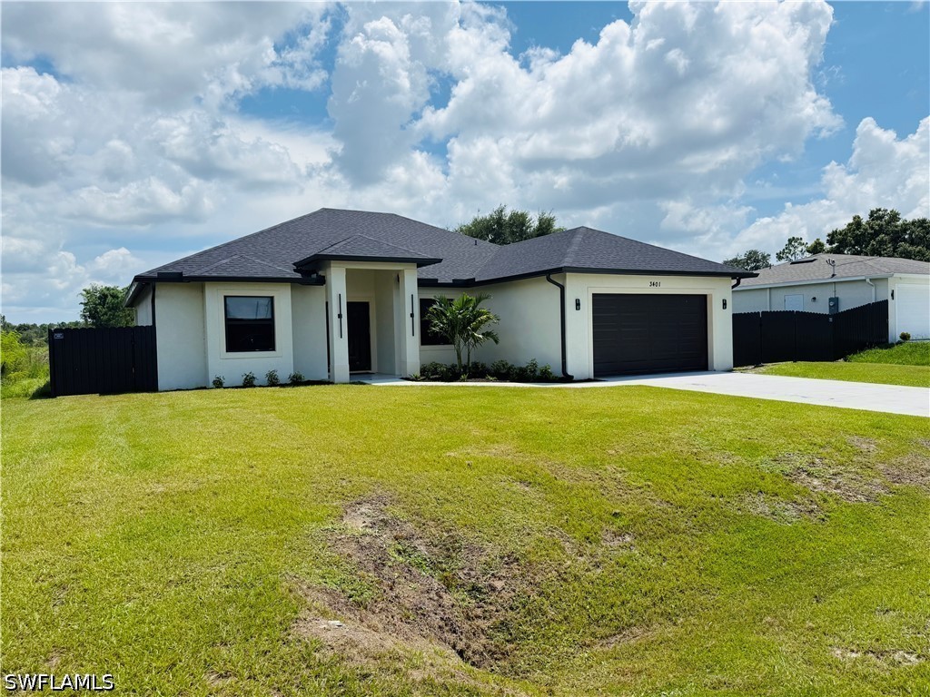 3 bed home in Lehigh Acres