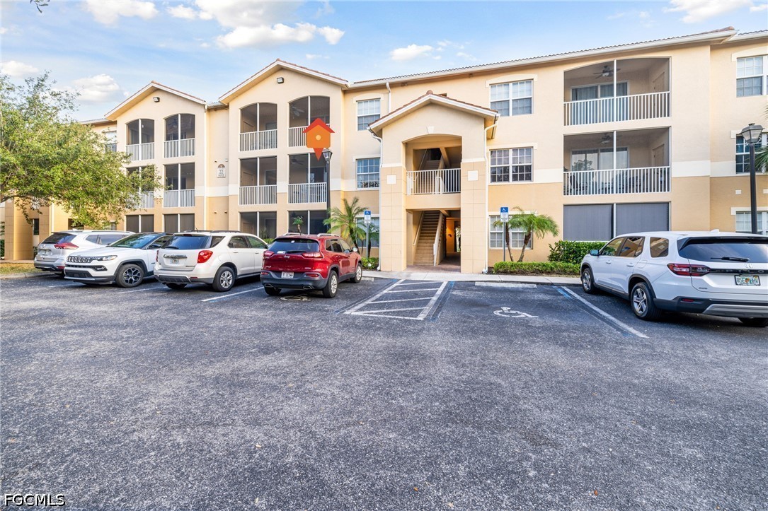 2 bed home in Fort Myers