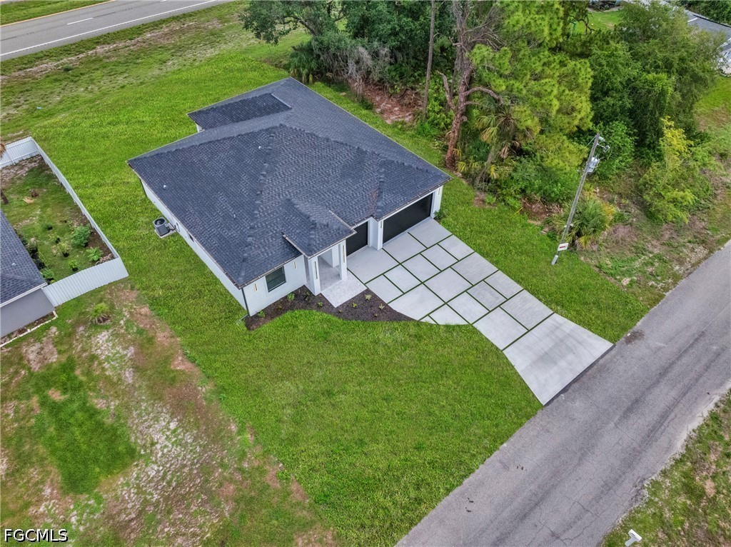 4 bed home in Labelle