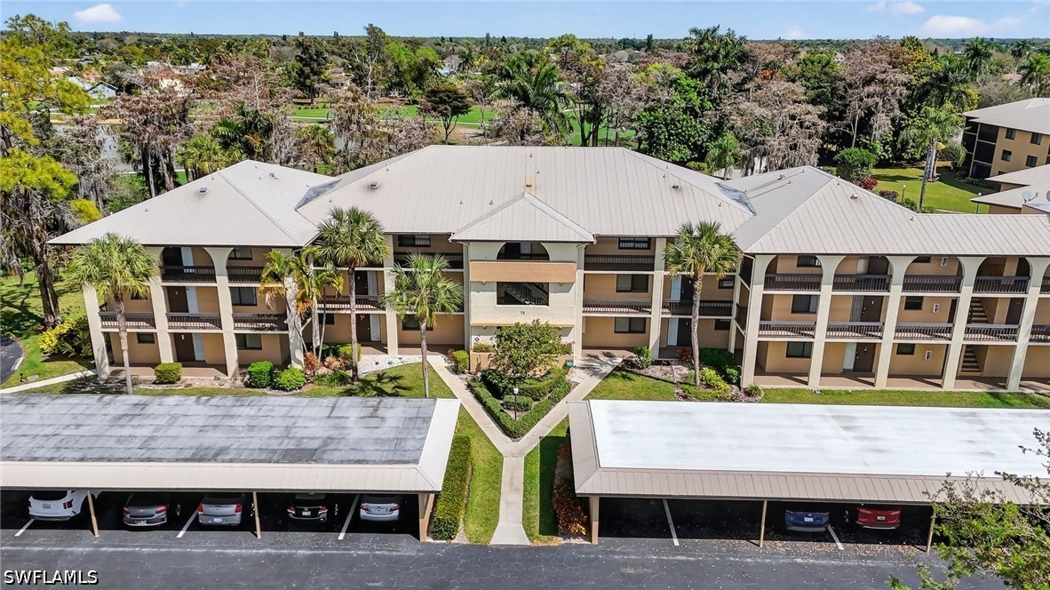 2 bed home in Naples