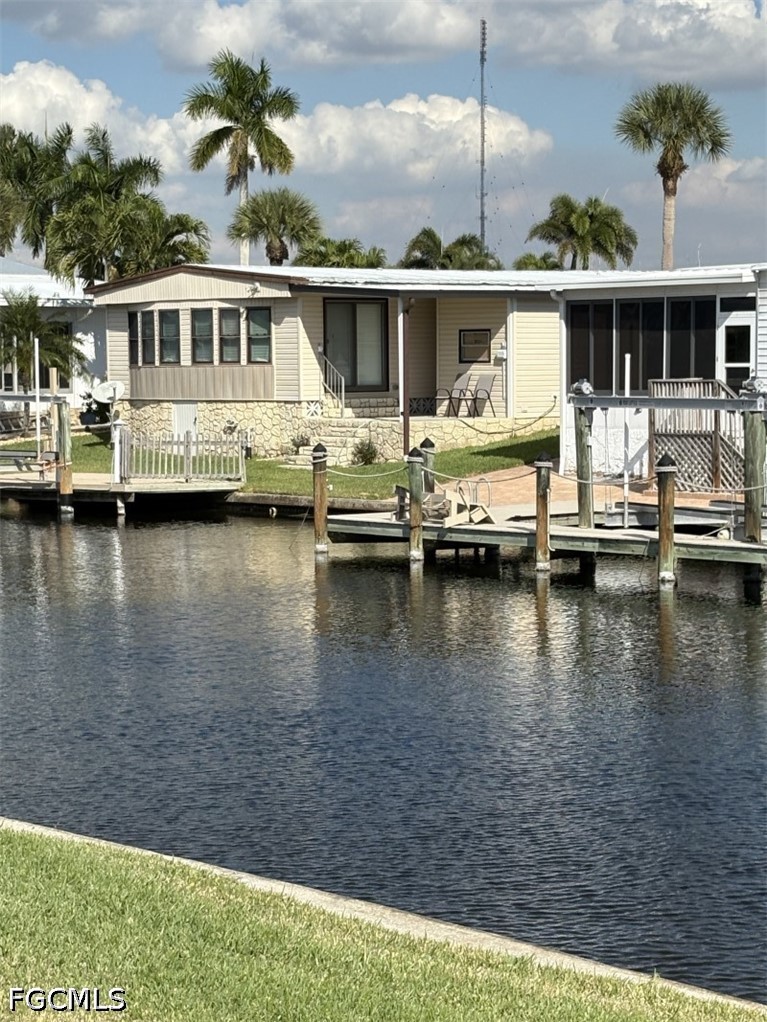 2 bed home in Fort Myers Beach