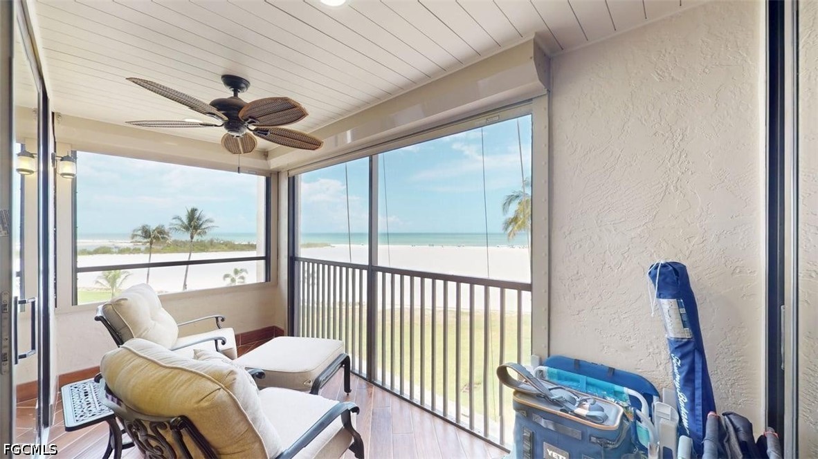 2 bed home in Fort Myers Beach
