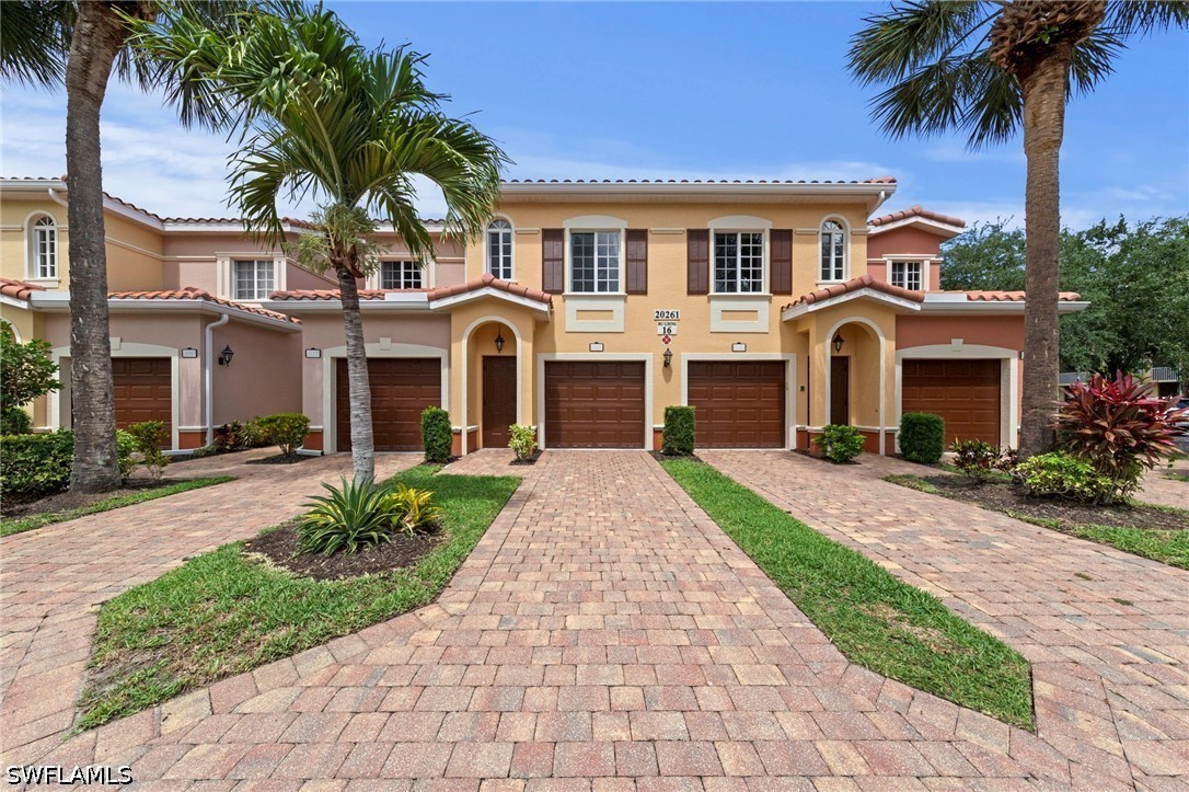 3 bed home in Estero