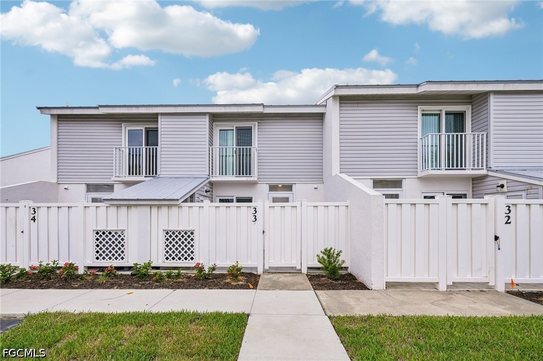 2 bed home in Fort Myers Beach