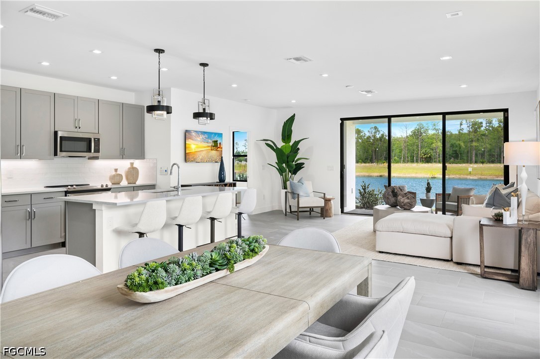 3 bed home in Fort Myers
