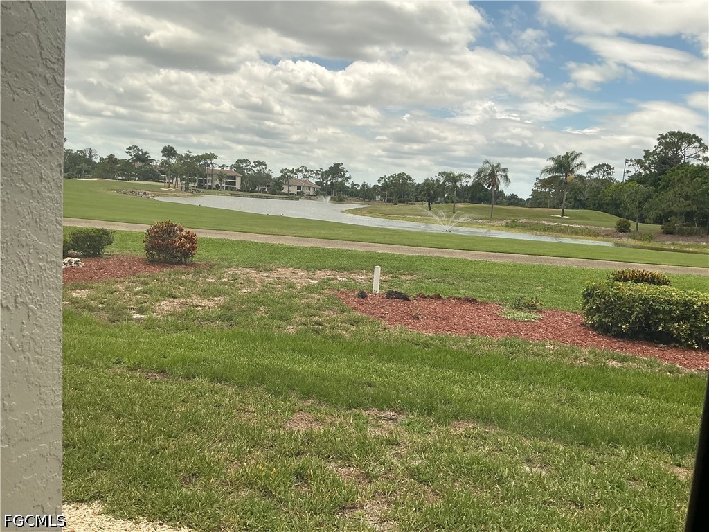 2 bed home in Fort Myers