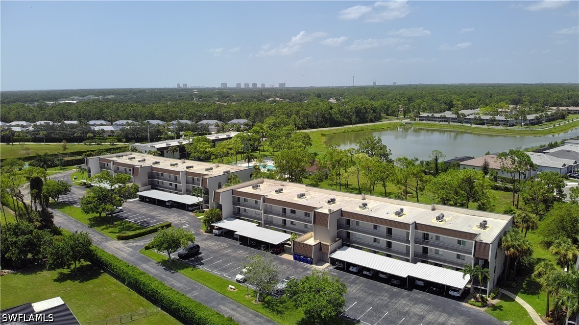 2 bed home in Bonita Springs