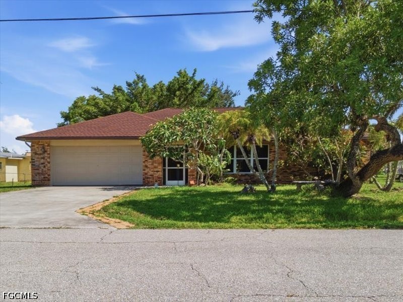 3 bed home in Fort Myers