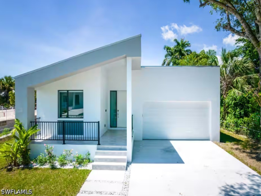 3 bed home in Naples
