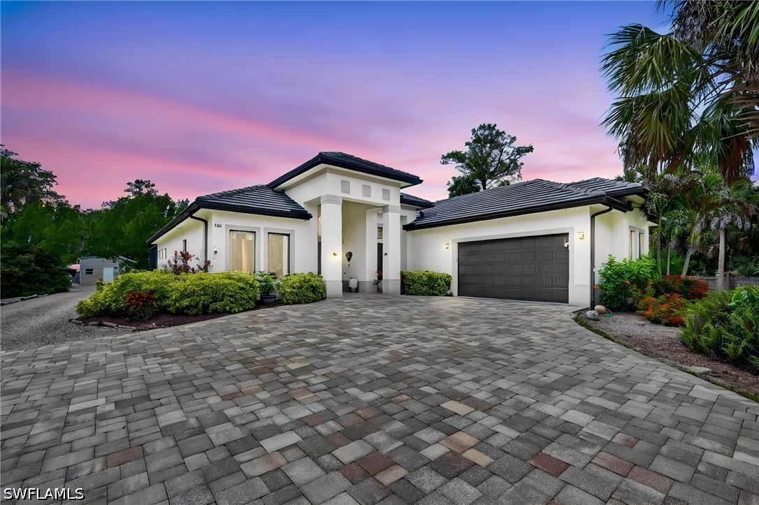 3 bed home in Naples