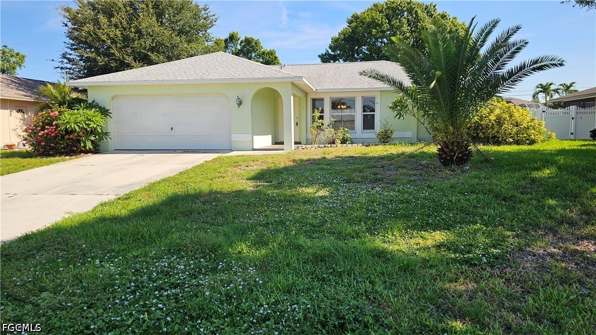 3 bed home in Cape Coral
