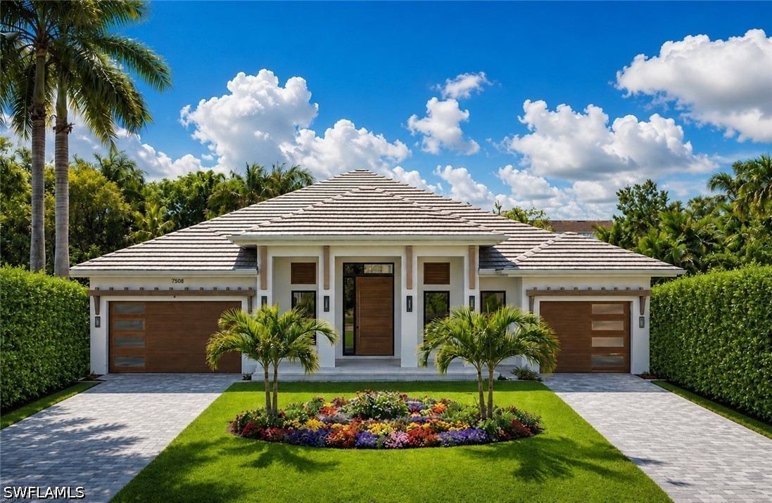 5 bed home in Naples