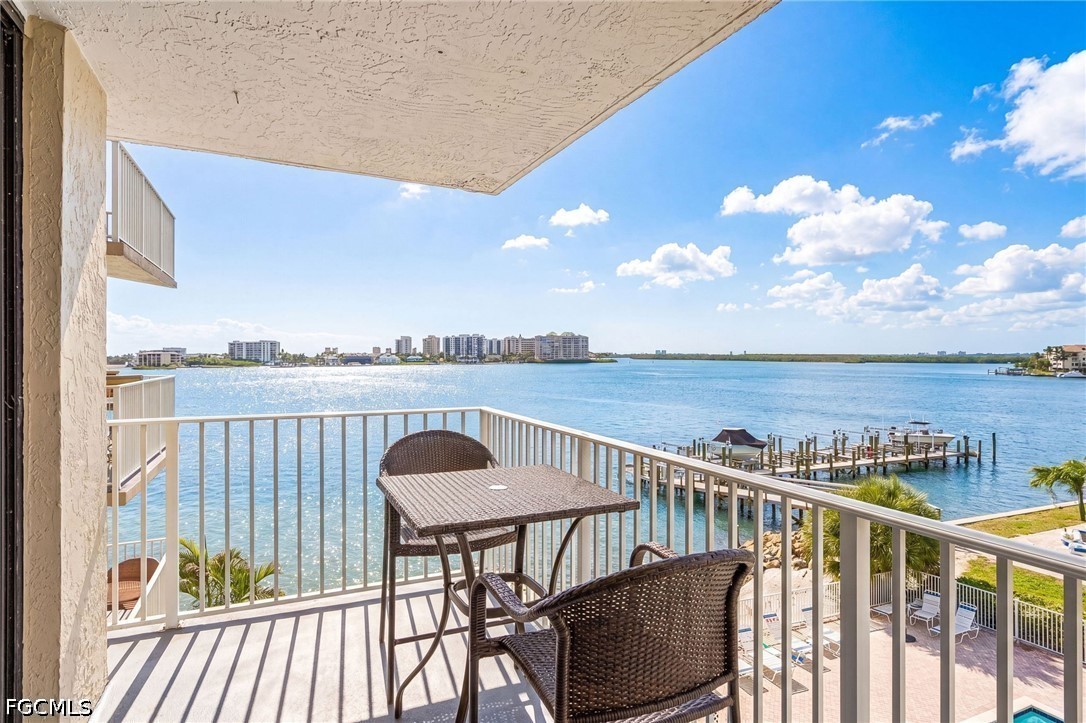1 bed home in Bonita Springs